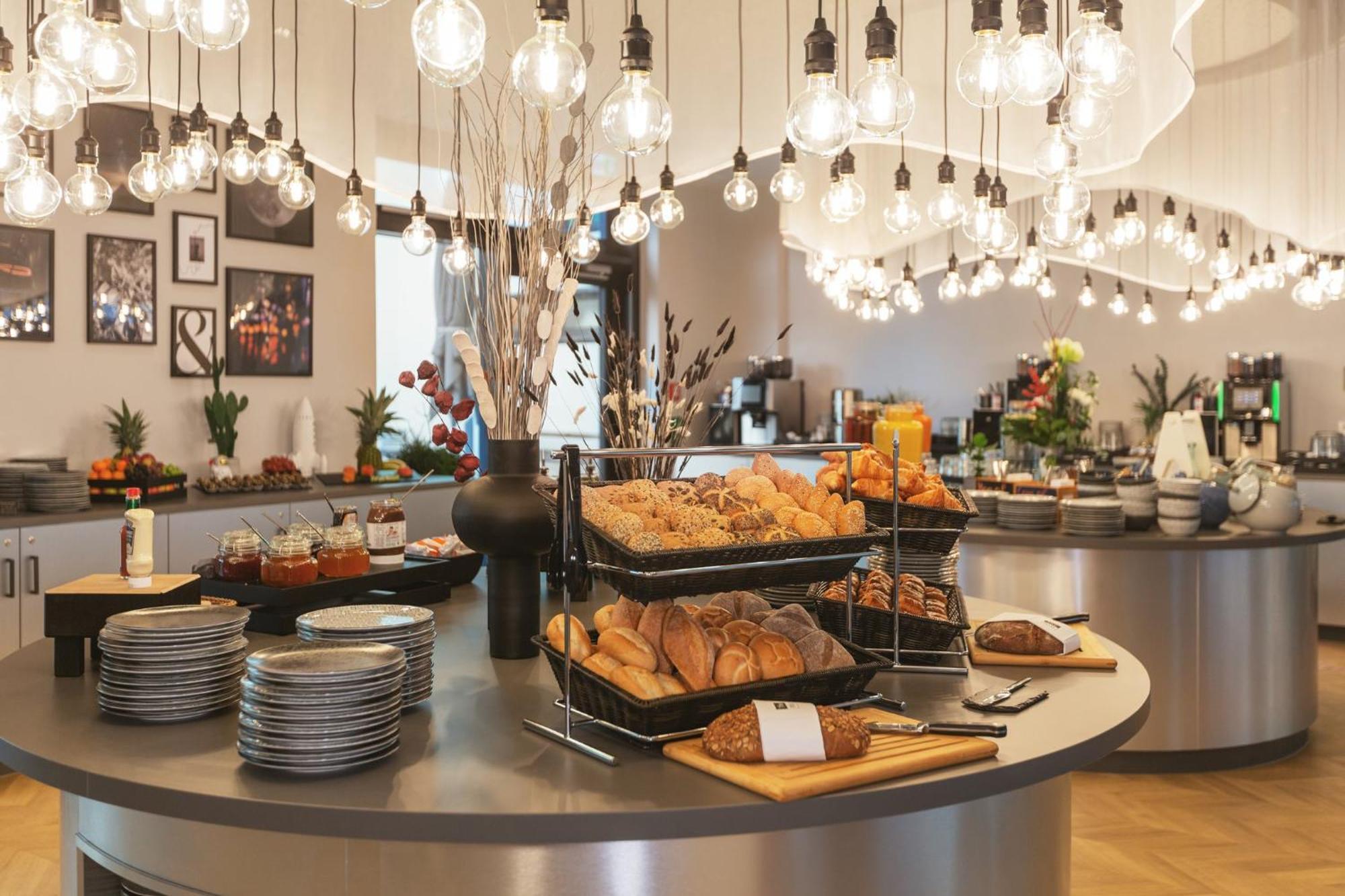 Holiday Inn - The Niu Star Sindelfingen By Ihg Eksteriør billede